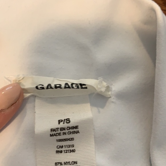 Garage white biker shorts - S - Picture 3 of 3